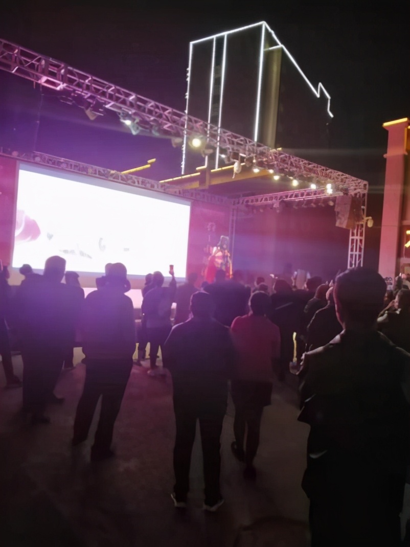 准东最大的夜市开市啦